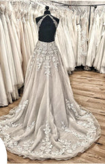 Elegante lange A-Line halter Appliques Appliques kant tule ruches trein trouwjurk