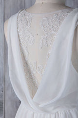 Elegante lange a-line ruches kanten chiffon trouwjurk