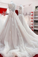 Elegante lange A-Line V-nek Mouwloze ruches Backless trouwjurk