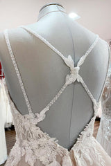 Elegante lange A-Line V-nek Mouwloze ruches Backless trouwjurk