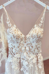 Elegante lange A-lijn V-hals tule Appliques kant open achterkant trouwjurk