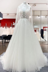 Elegante lange A-Line V-nek Tule kant open achterkant trouwjurk