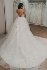 Elegant Long A-line V-neck Wedding Dress with Tulle Open Back