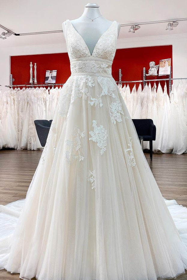 Elegante lange prinses V-hals tulle Backless trouwjurk met kant