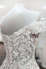 Elegant Off-the-shoulder A-line Wedding Dress Featuring Ruffles and Tulle Lace