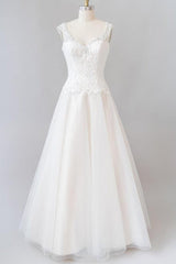 Elegant Open Back Lace Tulle A-line Wedding Dress