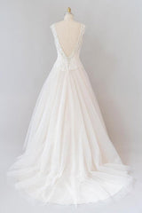 Elegant Open Back Lace Tulle A-line Wedding Dress