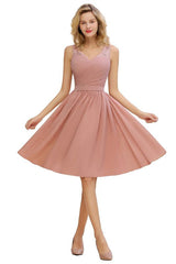 Elegant Ruffle Chiffon Short Bridesmaid Dress Sleeveless V-Neck Aline Knee Length Homecoming Dress
