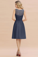 Elegant Ruffle Chiffon Short Bridesmaid Dress Sleeveless V-Neck Aline Knee Length Homecoming Dress