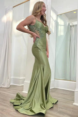 Elegant Satin Mermaid Prom Dresses 2025 with V-Neck, Lace Applique & Spaghetti Strap – FD5061