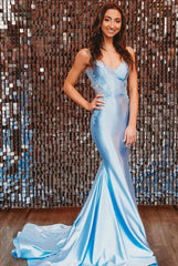 Elegant Satin Mermaid Prom Dresses 2025 with V-Neck, Lace Applique & Spaghetti Strap – FD5061