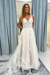 Elegant V-Neck Lace Aline Wedding Dress with Appliques