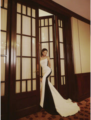 Mermaid / Trumpet Evening Gown Color Block Dress Engagement Court Train Sleeveless Strapless Stretch Satin