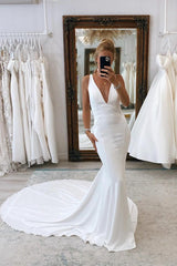Simple Mermaid V Neck Satin White Wedding Dresses