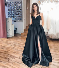 A Line 2024 Black Prom Dresses V Neck Evening Gown Spaghetti Strap