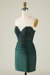 Sweetheart Dark Green Appliques Pleated Bodycon Homecoming Dress