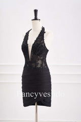 Fitted Black Halter Ruched Mini Homecoming Dress with Appliques