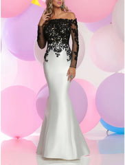 Mermaid / Trumpet Evening Gown Elegant Dress Formal Wedding Guest Floor Length Long Sleeve Off Shoulder Satin with Pleats Appliques