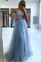 Glamorous V-neck Spaghetti-Straps Tulle Prom Dress Beadings Long Evening Gowns