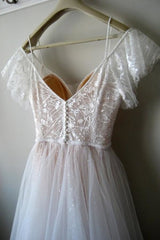 Glorious Cold-shoulder Chapel Train Wedding Dress