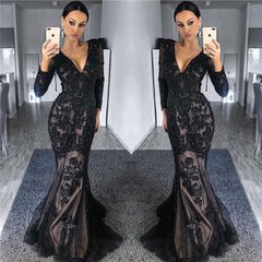 Gorgeous Black Long Sleeve V-Neck Appliques Prom Dress with Beadings