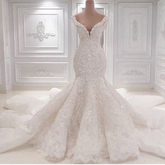 Prachtige lange zeemeermin v-neck appliques kanten ruches trouwjurk