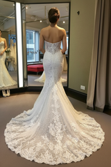 Gorgeous Mermaid Backless White Lace Wedding Dress Sweetheart