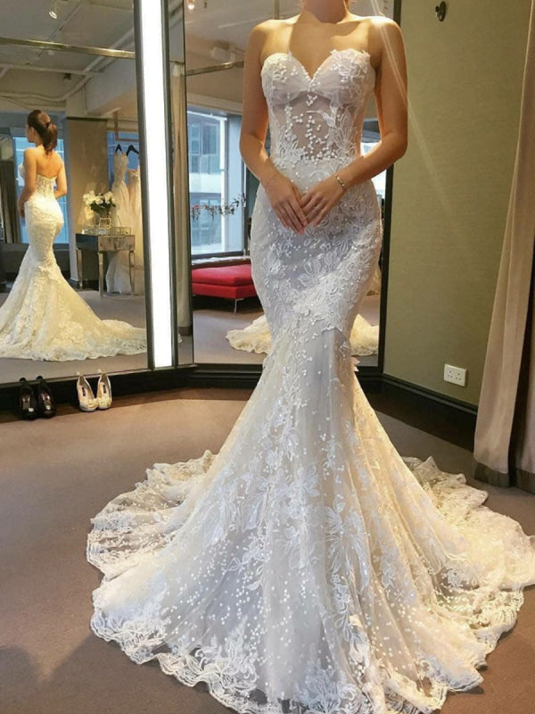 Gorgeous Mermaid Backless White Lace Wedding Dress Sweetheart