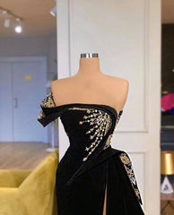 Prachtige strapless split-voorkant A-lijn prom-jurk met kralen