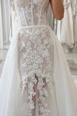 Gorgeous Tulle Lace Ivory Mermaid Wedding Dress Front Split with Detachable Train