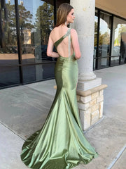 Green Satin Mermaid Prom Dresses 2025 with Slit, Beaded Lace & One Shoulder – FD5057