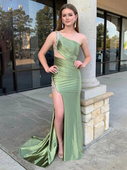 Green Satin Mermaid Prom Dresses 2025 with Slit, Beaded Lace & One Shoulder – FD5057