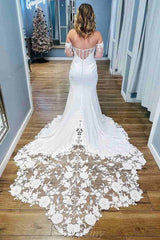 Elegant Sweetheart White Mermaid Slit Sweep Train Bride Dress with Sleeves