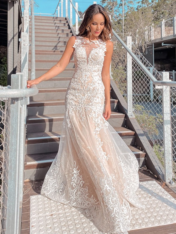 Wholesale Trumpet/Mermaid Scoop Tulle Applique Sleeveless Court Train Wedding Dresses