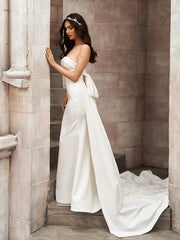 Mermaid Long Ruched Strapless Sleeveless Court Train Wedding Dresses