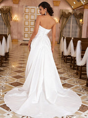 Wholesale A-Line/Princess Satin Ruched Sweetheart Sleeveless Sweep/Brush Train Wedding Dresses