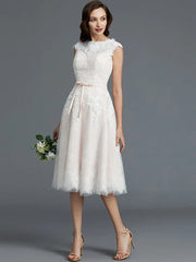 A-Line/Princess Sleeveless Bateau Knee-Length Tulle Wedding Dresses Short
