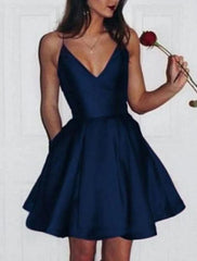 A-Line Homecoming Dress Elegant Formal Cocktail Party Dress Birthday Dress Spaghetti Strap Sleeveless Short / Mini Satin with Sleek Pleats