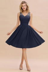 Elegant Ruffle Chiffon Short Bridesmaid Dress Sleeveless V-Neck Aline Knee Length Homecoming Dress