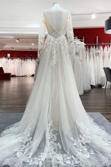 Ivory A-Line Tule lange mouwen Lace Appliques Open achterste trouwjurken open