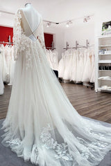 Ivory A-Line Tule lange mouwen Lace Appliques Open achterste trouwjurken open