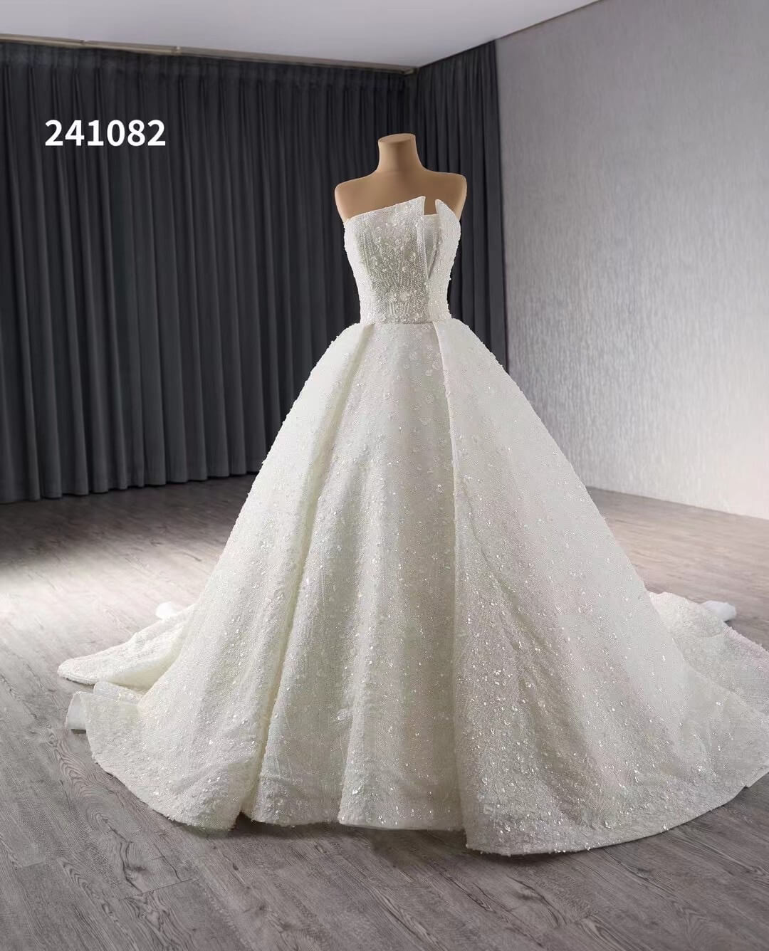 Ivory Beaded Flower Lace Wedding Gowns Strapless Sparkly Quince Dress 241082