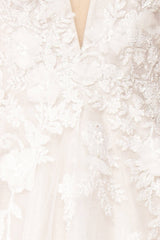 Ivory Lace Applique V-Neck Wedding Dresses Country Bridal Gown VW2158