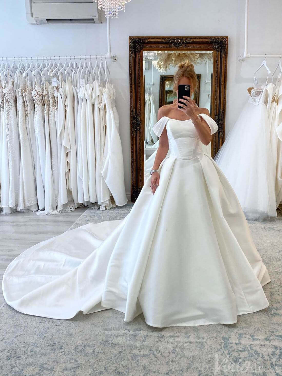 Ivory Off the Shoulder Wedding Dresses with Chapel Train Satin Bridal Gown AW1018