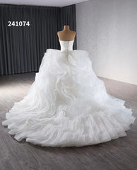 Ivory Tiered Ruffled Wedding Gowns Strapless Sweetheart Neck Quince Dress 241074