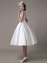 Knee Length Ivory Wedding Dress Vintage Scoop Neck Backless Satin Dress