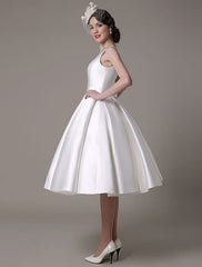 Knee Length Ivory Wedding Dress Vintage Scoop Neck Backless Satin Dress