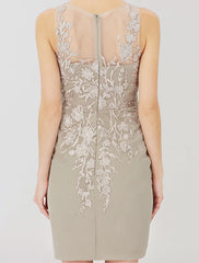 Aimishang  Sheath / Column Mother of the Bride Dress Formal Classic & Timeless Elegant & Luxurious Convertible Dress Illusion Neck Knee Length Chiffon All Over Lace Long Sleeve with Appliques