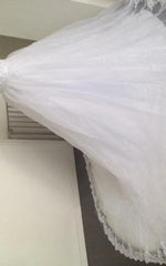 Jewel Neck Sleeveless Appliqued A-Line Beading Tulle Wedding Dress