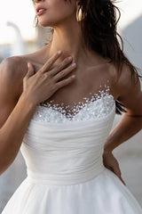 Illusion Neckline Hall Leisure Wedding Dress Eugenia Pearl Bridal Dress Beautiful